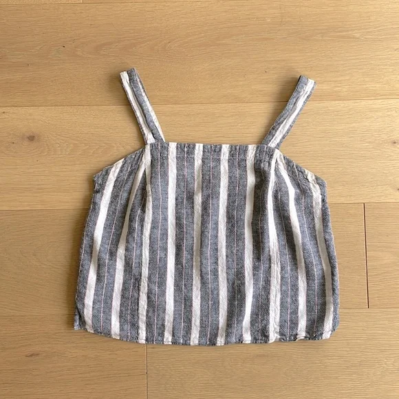 Loft tank - Picture 1 of 1